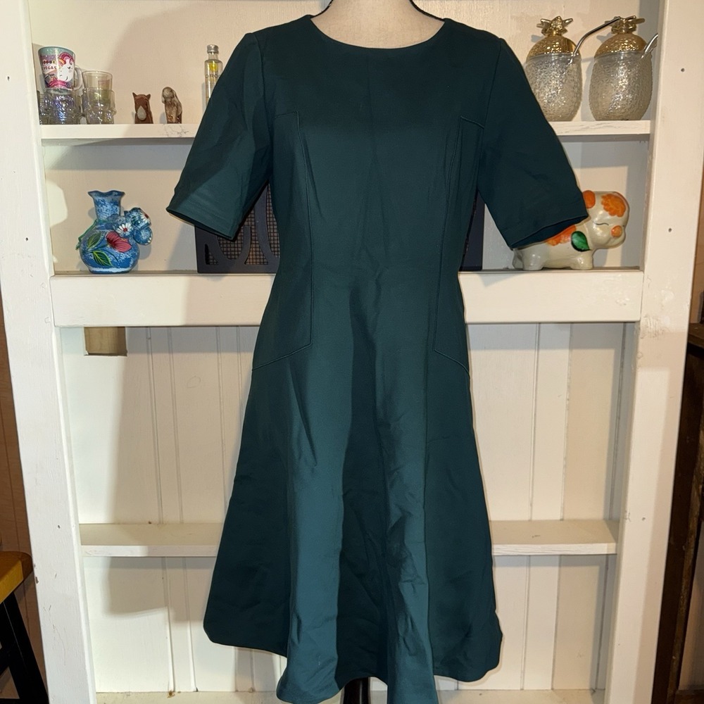 Lafayette 148 Green Women's Size 8 Short Sleeve Fit Flare Minimalist Dress